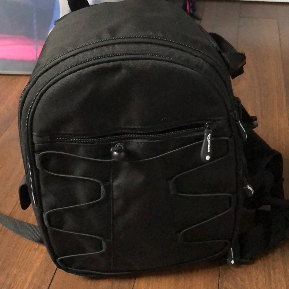 Amazon Basics Camera Backpack - image 2